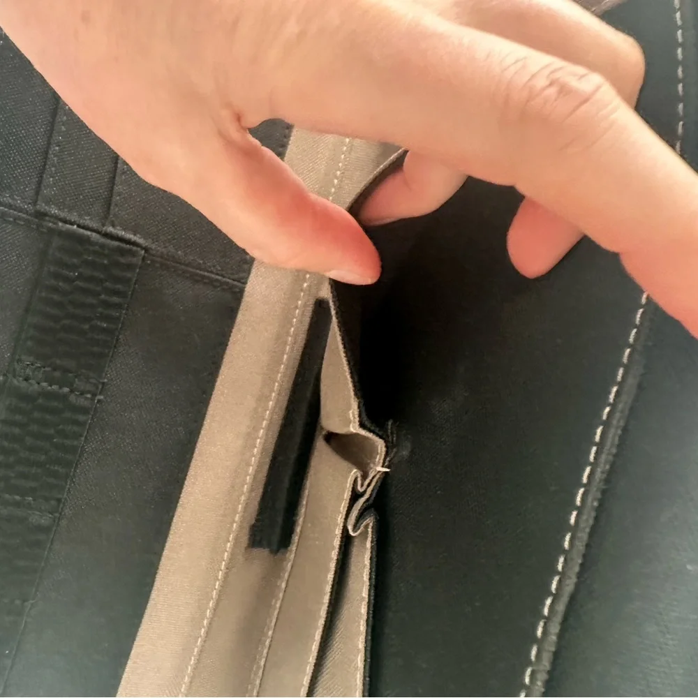 Black Leather Tablet Organizer